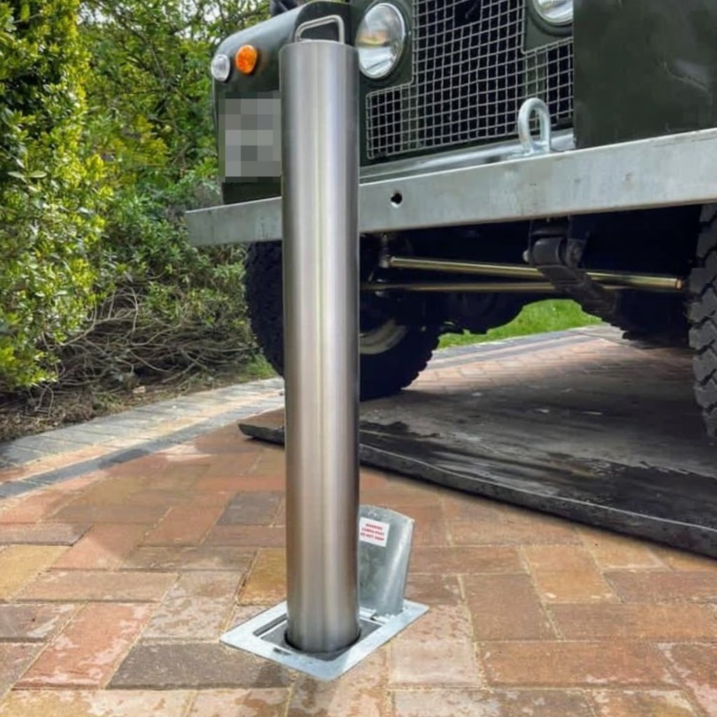 bollards