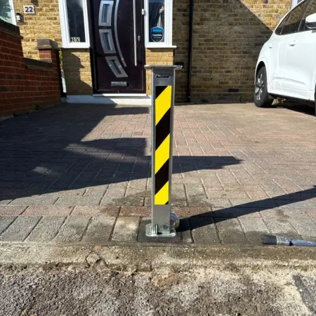 KTP3P - Heavy Duty Telescopic Bollard (550mm)