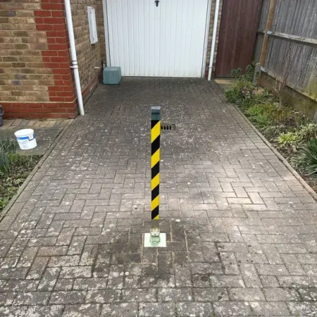 KFTB - Tallboy Fold Down Post (900-1000mm)