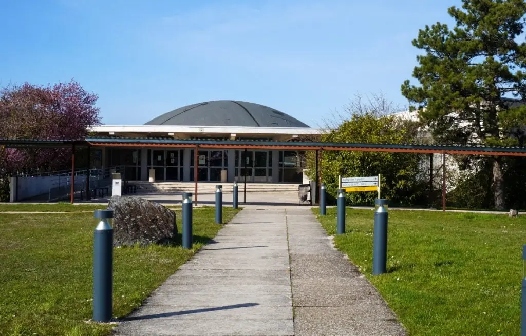 school barrier