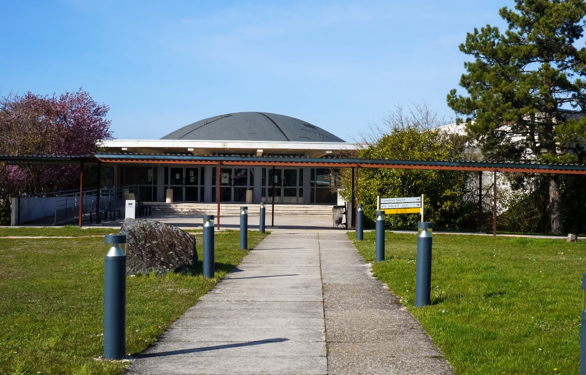 school barrier