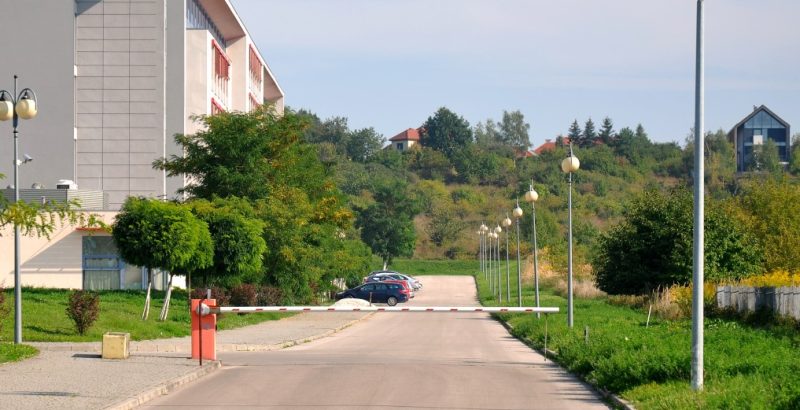 hotel barrier
