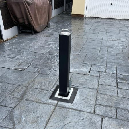 SQ8 Heavy Duty Square Telescopic Bollard (670mm) - Insurance Approved