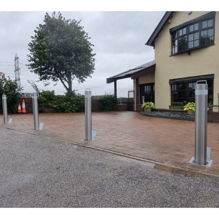 S14 (850) Stainless Steel Telescopic Bollard (without lift assist)