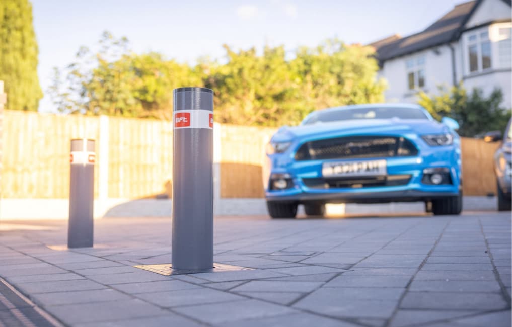 BFT driveway bollard