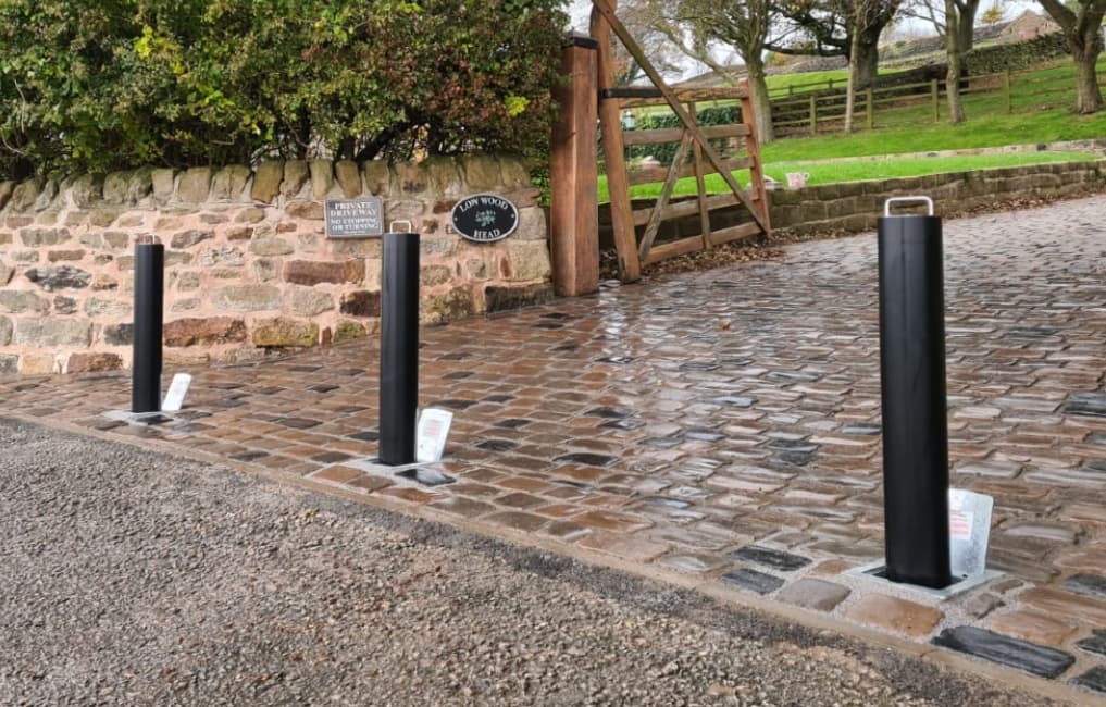 R14 LA 670 Telescopic bollard