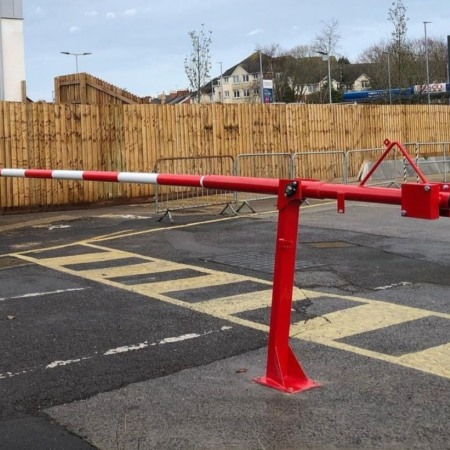 Manual Raise Arm Barrier 3-8 Metres (SB4) - Our best selling standard barrier