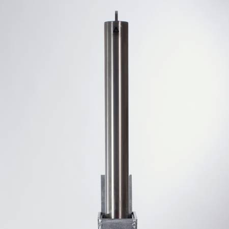 Retractapost 500 - Stainless Steel Telescopic Bollard (Padlockable)