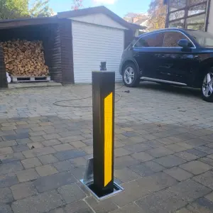 90 Square HD Lift Assisted Telescopic Bollard (Black) (670mm) – Insurance Approved
