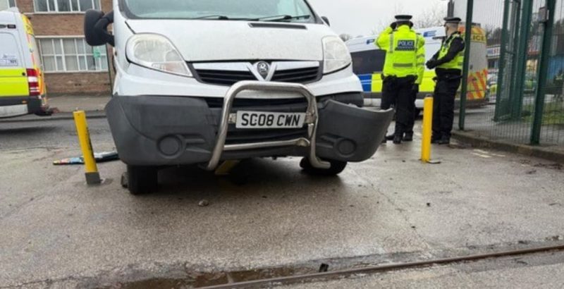 ram raiders crashed van